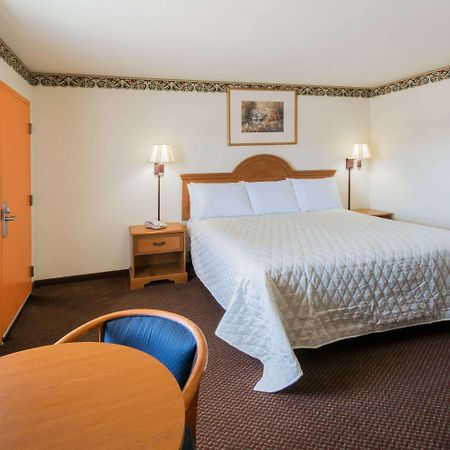 Travelodge By Wyndham Temple Εξωτερικό φωτογραφία
